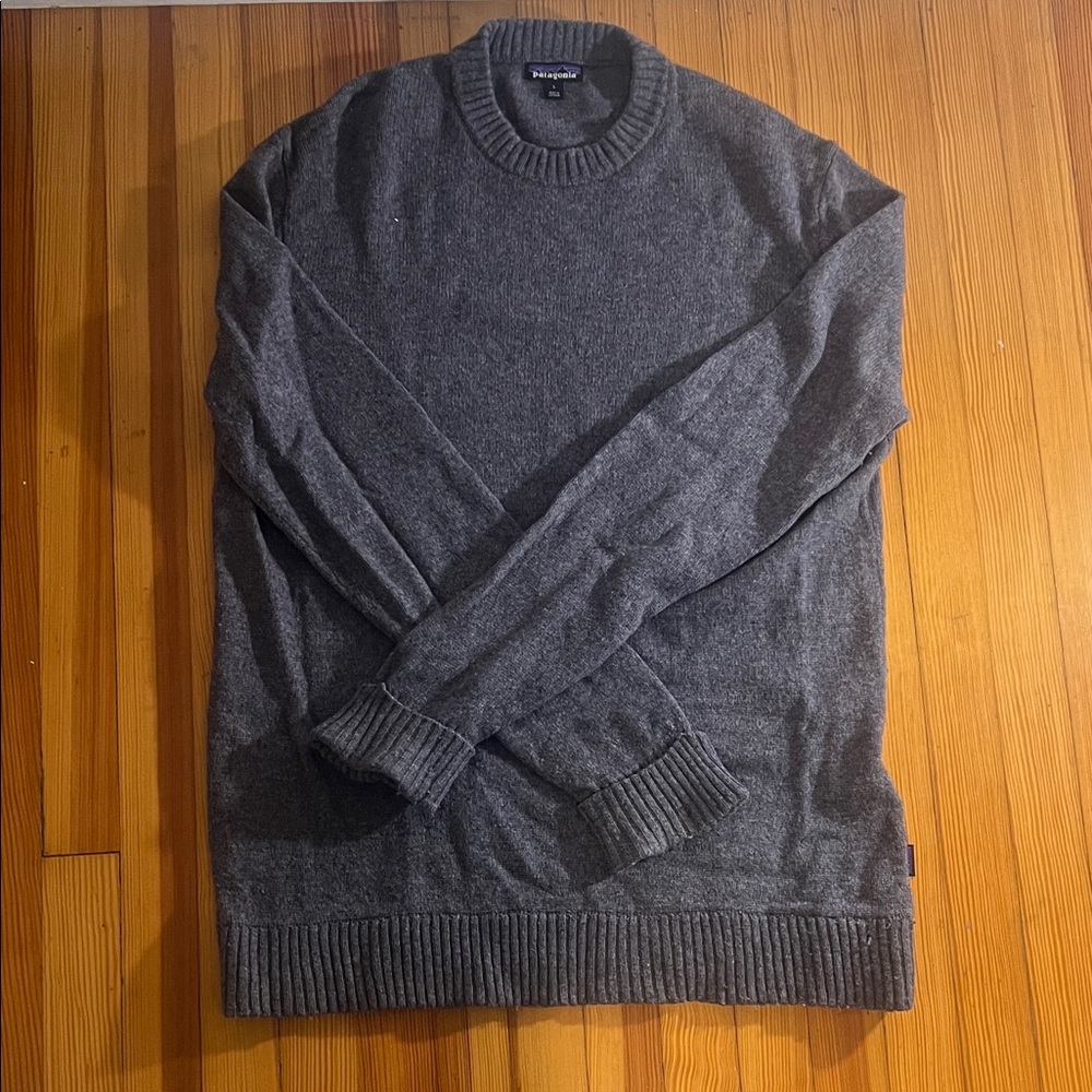 Patagonia Charcoal Crewneck Sweater